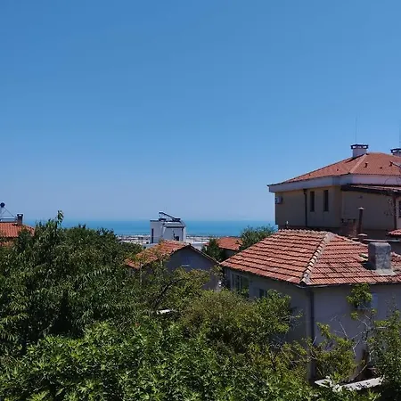 Alfa With Parking Guest house 3*