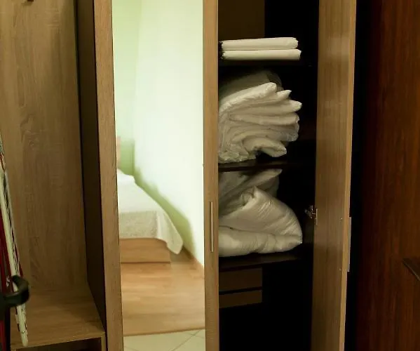 Alfa With Parking Maison d'hôtes