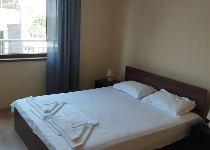 Alfa With Parking Maison d'hôtes