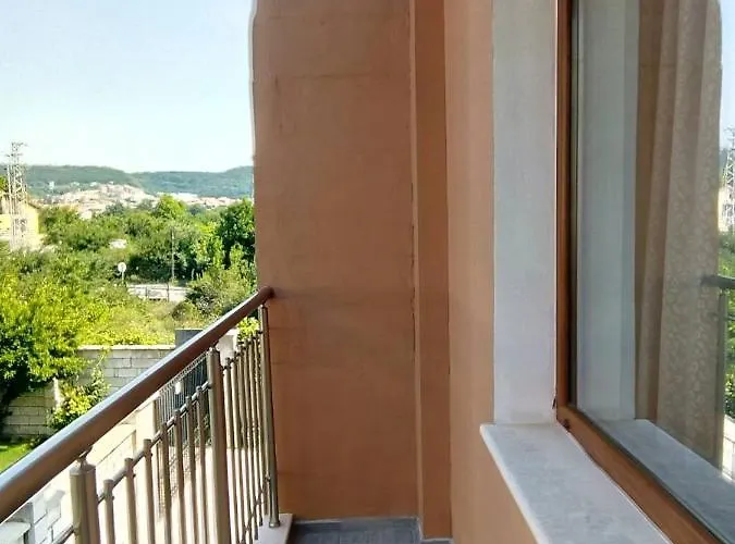 Alfa With Parking Maison d'hôtes