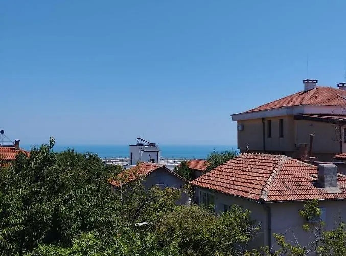 Alfa With Parking Гостевой дом 3*