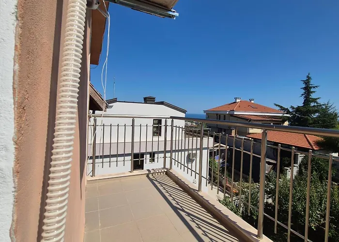 Гостевой дом Alfa With Parking 3*